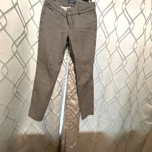 Cropped dress pants slim fit.